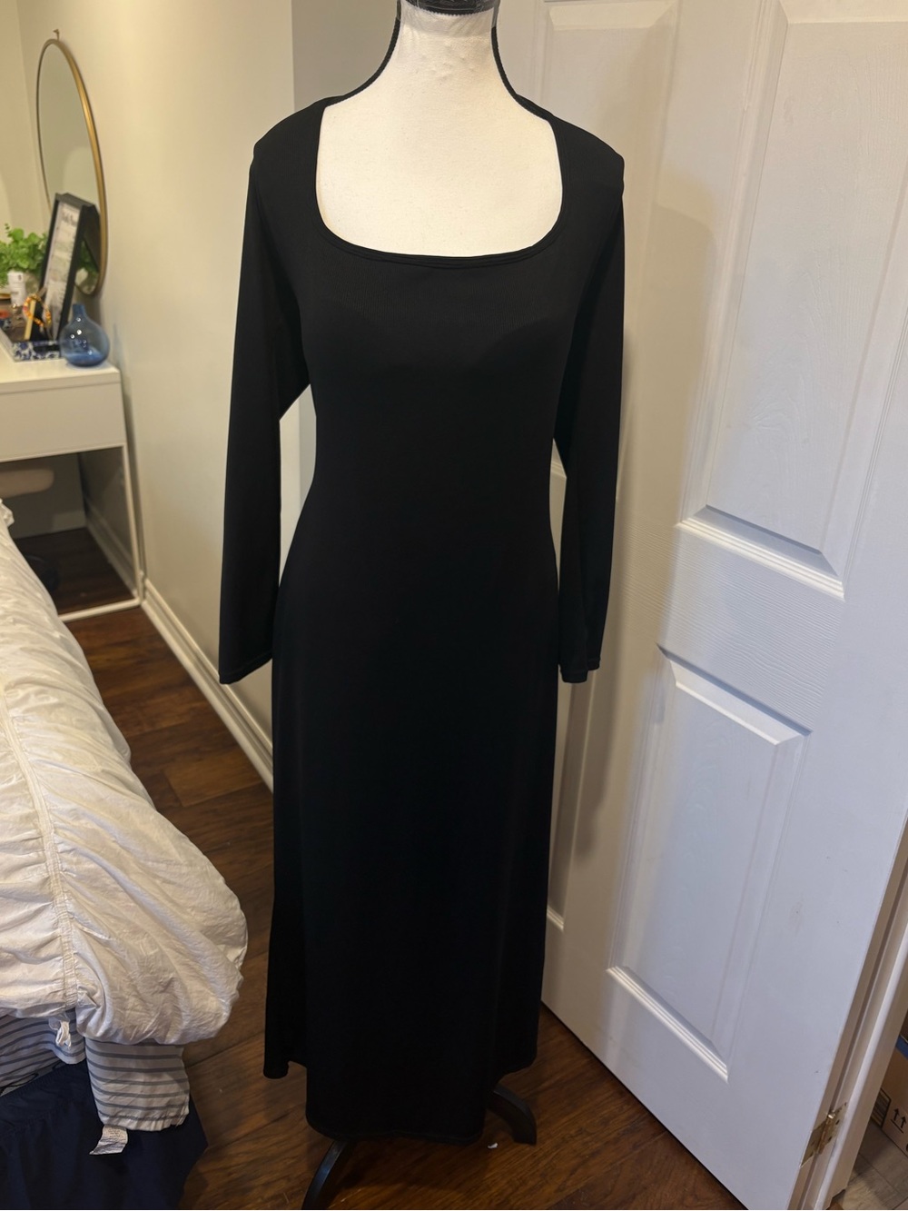 Black Long Sleeve Open Back Maxi Dress 3XL